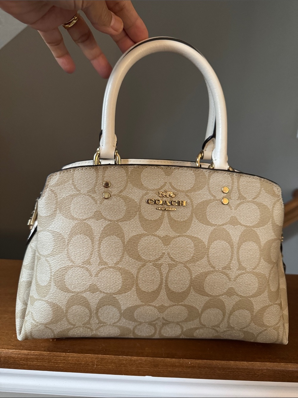 ❤️Coach Mini Lillie Carryall In Signature Canvas ❤️ - Picture 4 of 17